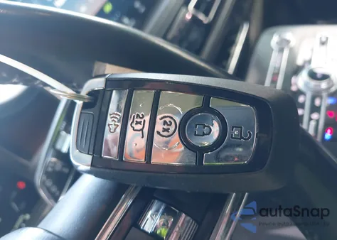 2022 Lincoln Nautilus Reserve z USA, uszkodzony, nr VIN 2LMPJ6K98NBL10977